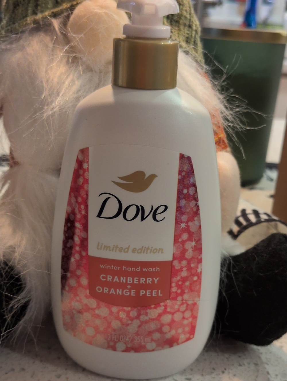 DOVE Limited Edition Cranberry & Orange Peel Hand Wash - Pink